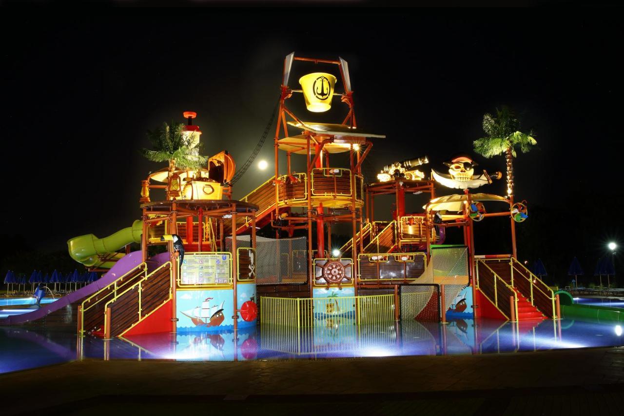 Duni Marina Beach Hotel Dyuni Exterior photo